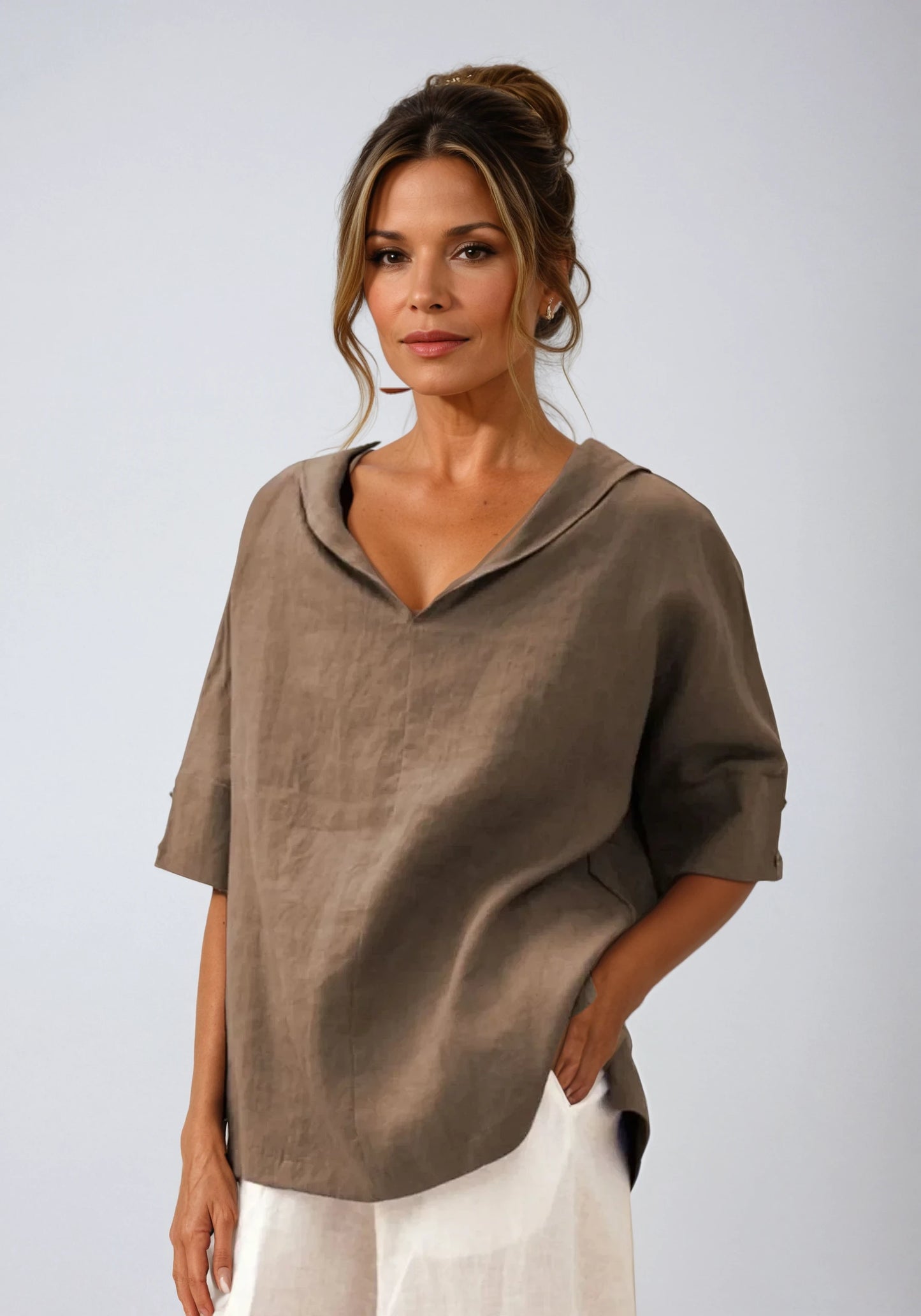Diana -  Loose-Fit Blouse