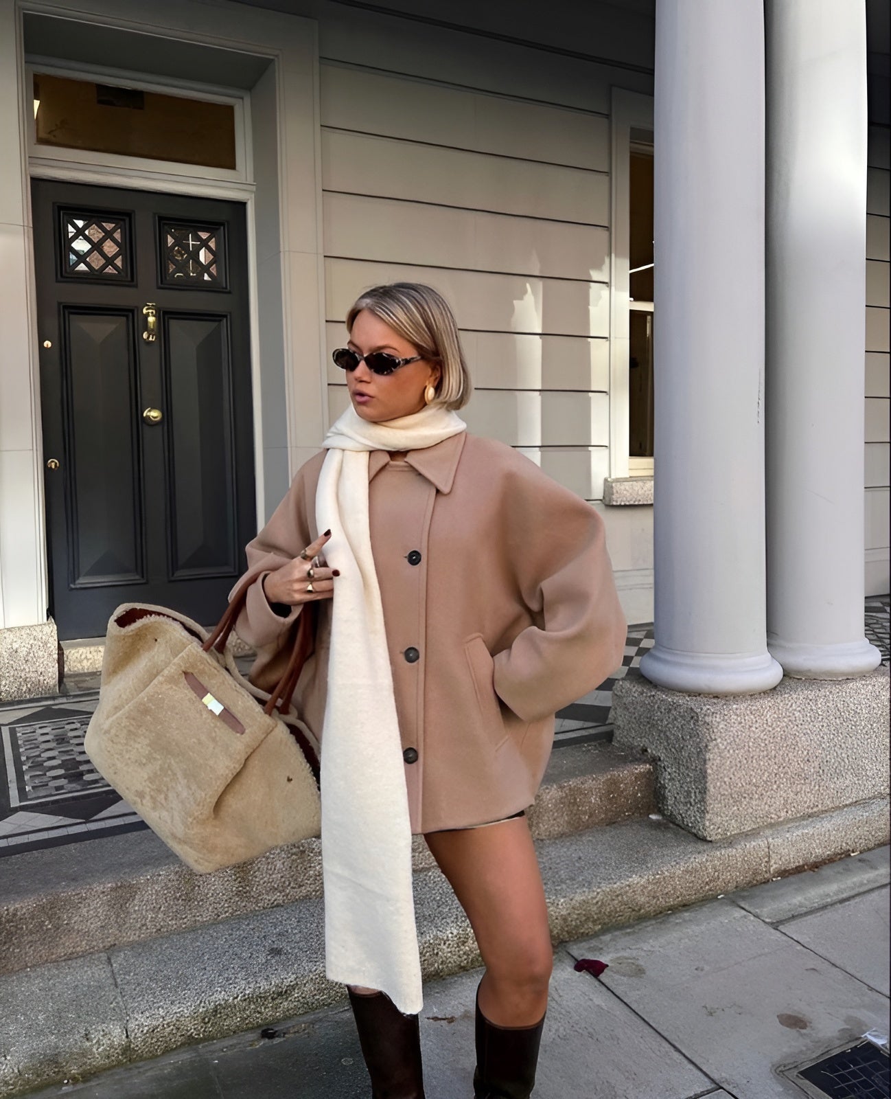 Camilla  |  Oversized Wool Coat