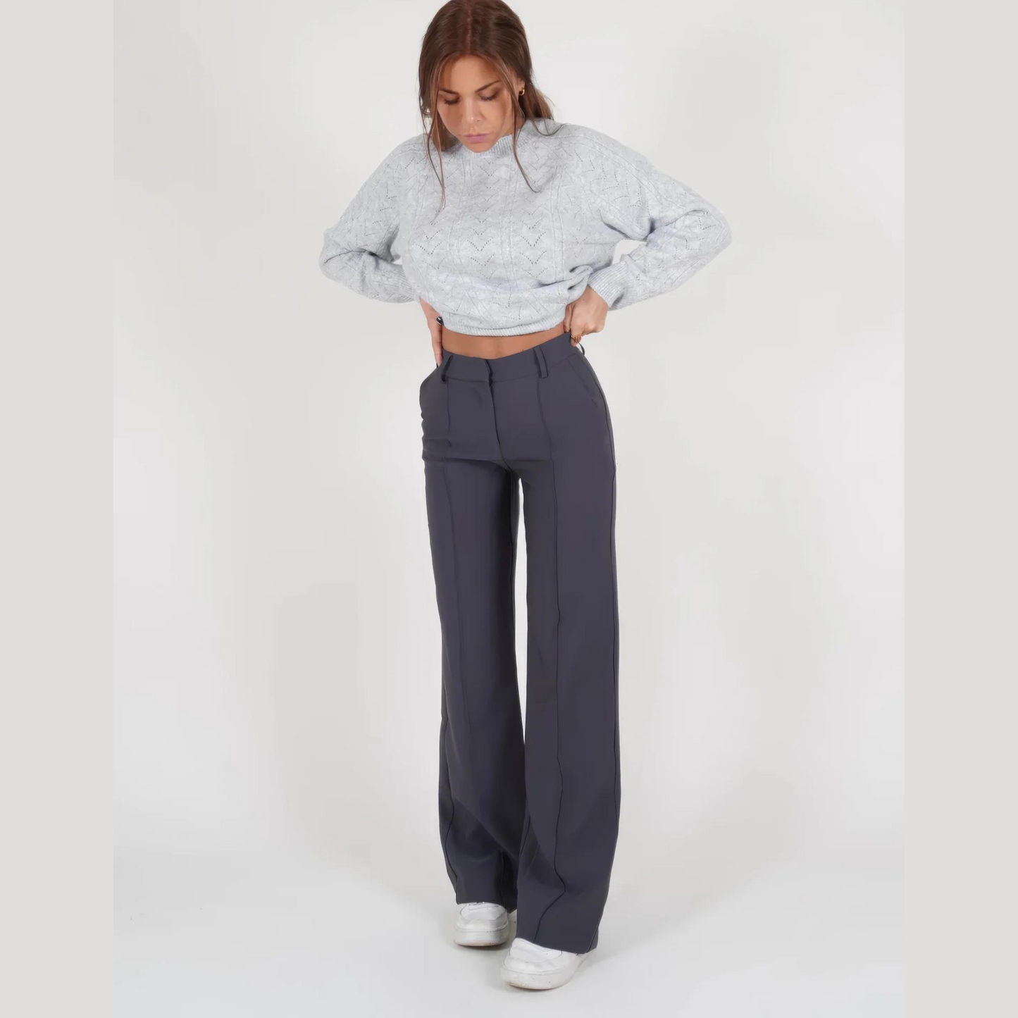 Lucía Pantalon