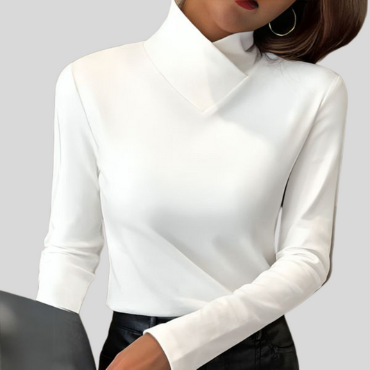 Vivienne | Elegant Turtleneck Fit