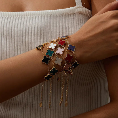 Vintage Elegance Clover Bracelet