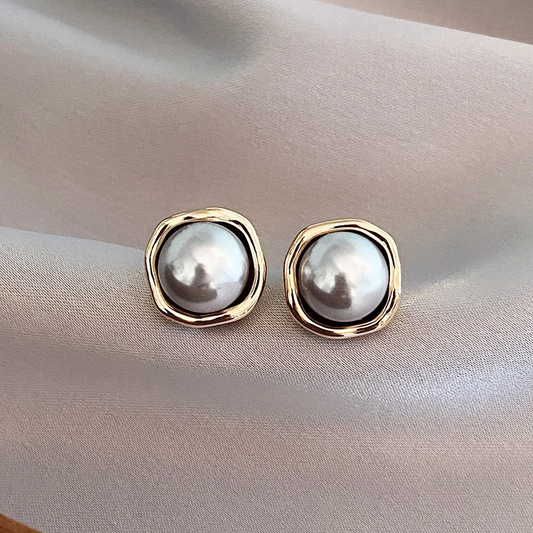 Serafella - Black Pearl Earrings