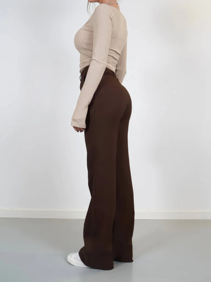 Lucía Pantalon