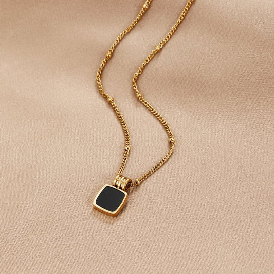Vera Black Pendant Necklace
