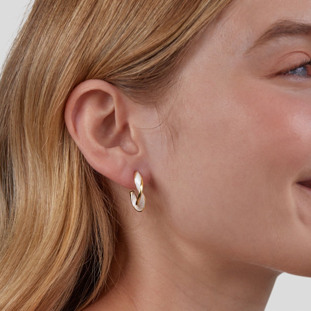 Maribelle – Mother of Pearl Twist Hoop Earrings