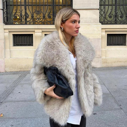 Caterina - Fur Coat