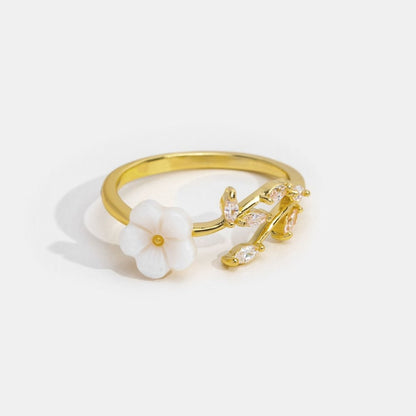 Victoria White Blossom Flower Ring